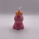 Niedliche rosa Celestial Unicorn Einhornkerze aus umweltfreundlichem Sojawachs mit orangefarbener Mähne und Schweif – ideales Geschenk für Einhorn-Fans.