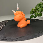 Die Celestial Unicorn Kerze ist das perfekte Geschenk. Egal ob Geburtstagsgeschenk, Weihnachtsgeschenk, Ostergeschenk oder Hochzeitsgeschenk, sie ist stilvoll und einzigartig. Aus nachhaltigem Sojawachs handgemacht.